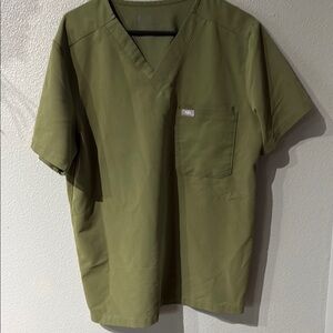 Figs Men’s Scrub shirt Moss green. Medium PO 2042